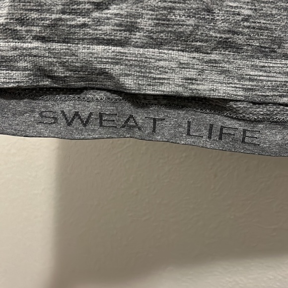 Grey Lululemon workout tank - Picture 2 of 4